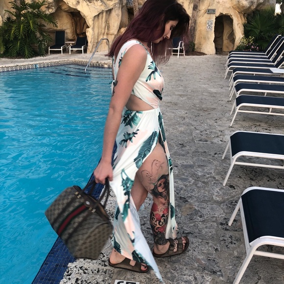 Palm Leaf Maxi Dress - Picture 2 of 7